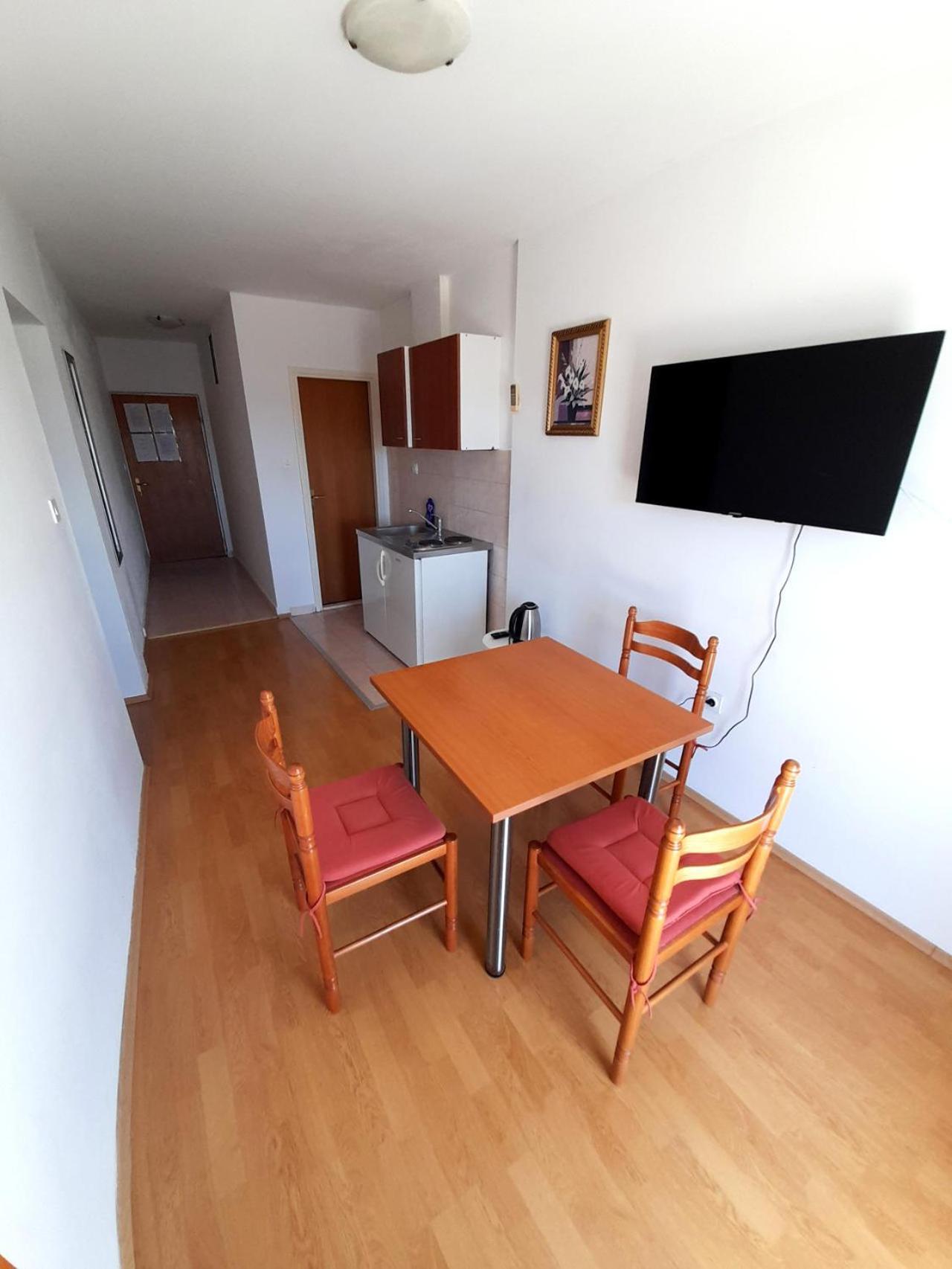 Apartments Nikolas Vodice Exterior photo
