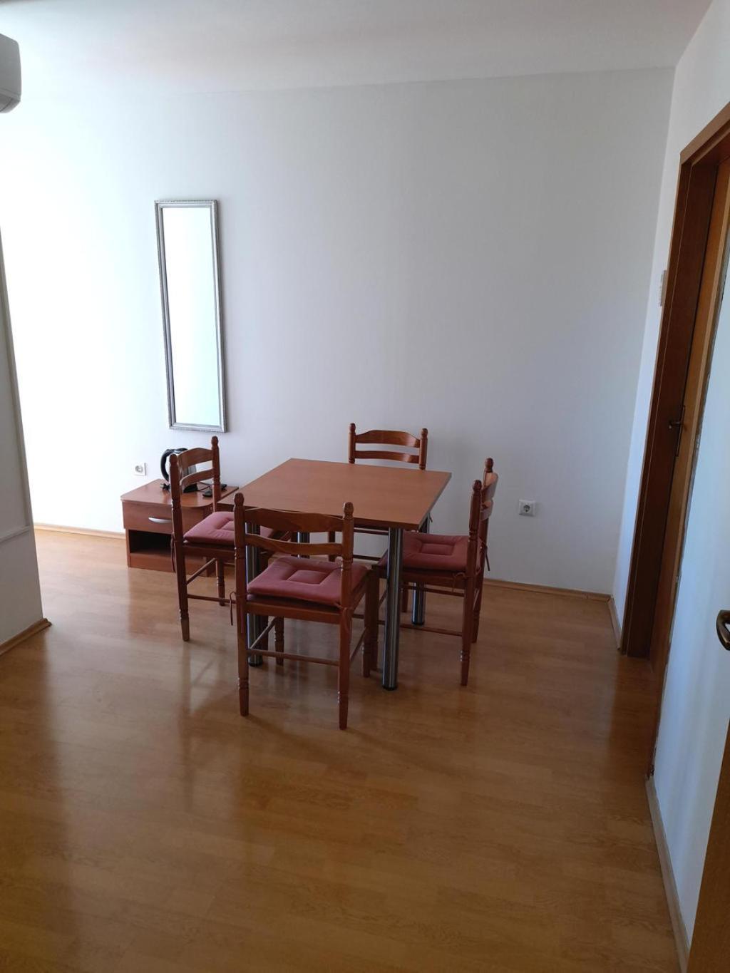 Apartments Nikolas Vodice Exterior photo