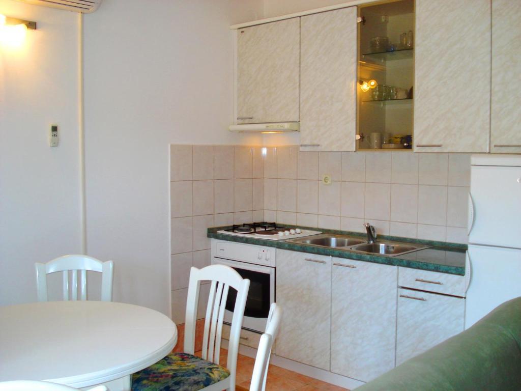 Apartments Nikolas Vodice Room photo