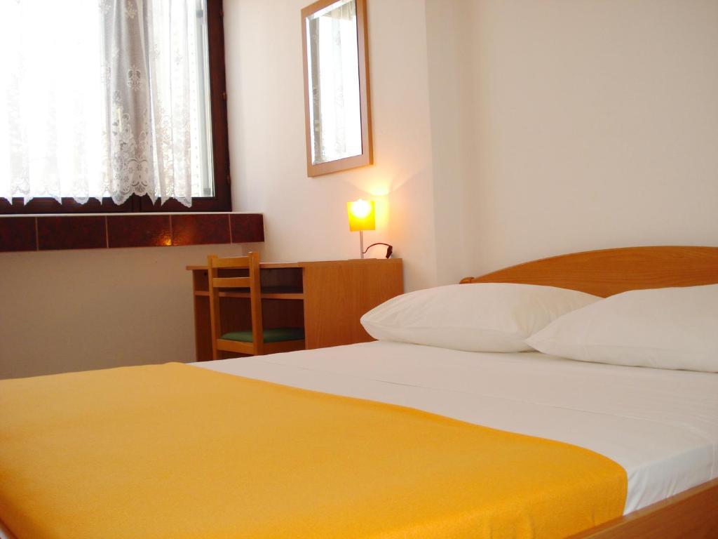 Apartments Nikolas Vodice Room photo